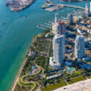 Meet your Posher, Miami beach